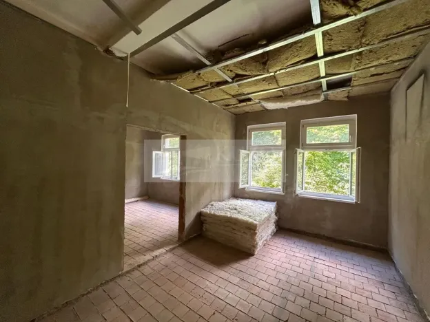 Prodej půdního prostoru, Karlovy Vary, Sadová, 150 m2