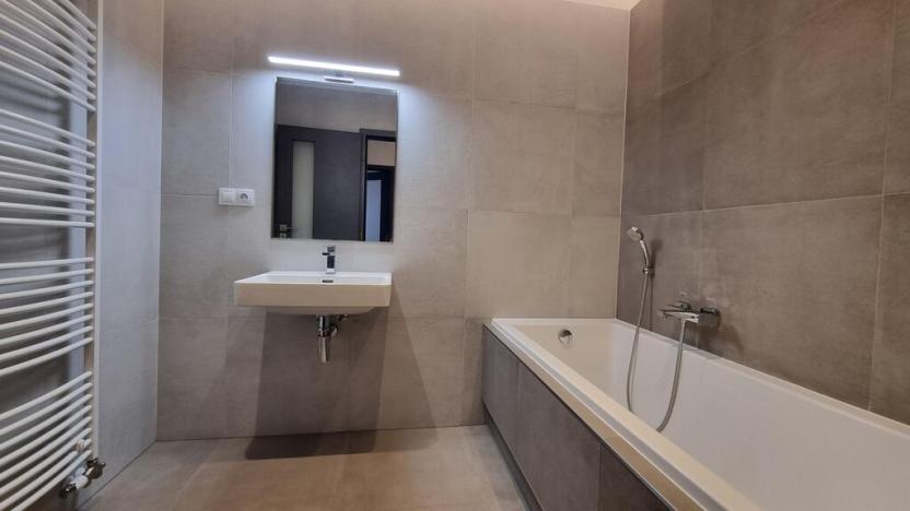 Pronájem bytu 2+kk, Pardubice - Zelené Předměstí, Pod Vinicí, 64 m2