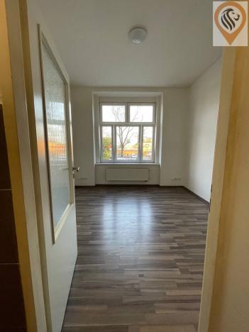 Pronájem bytu 1+kk, Praha, Freyova, 28 m2