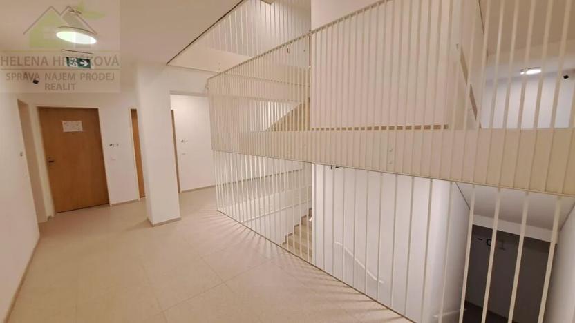 Pronájem kanceláře, Ostrava, Muzejní, 68 m2