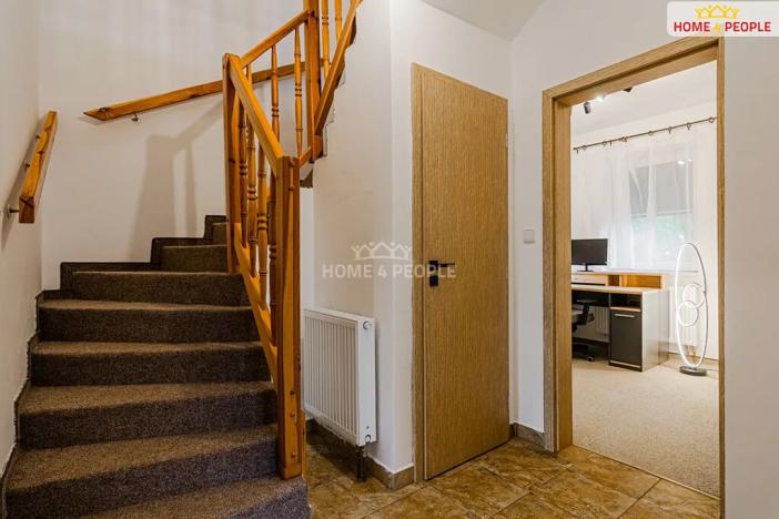 Prodej rodinného domu, Stanovice, 200 m2