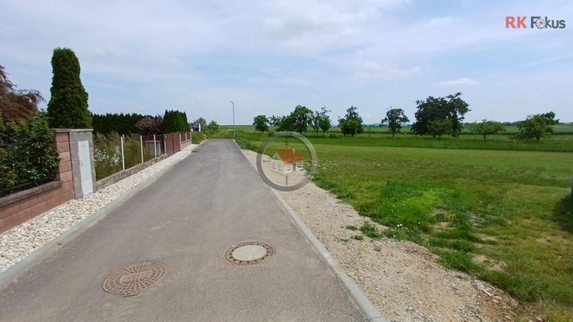 Prodej pozemku pro bydlení, Láz, 1062 m2