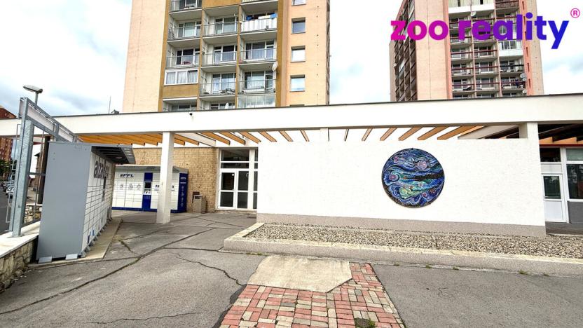 Pronájem obchodního prostoru, Chomutov, Jiráskova, 27 m2