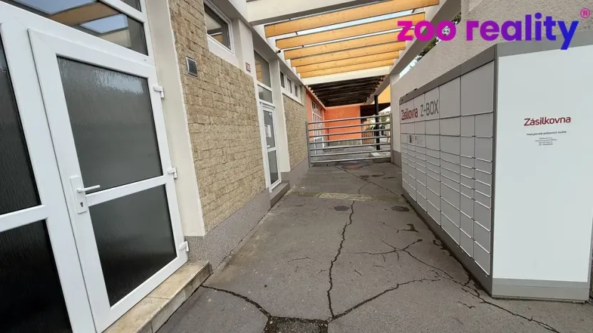 Pronájem obchodního prostoru, Chomutov, Jiráskova, 27 m2