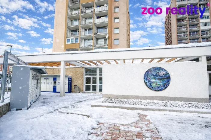 Pronájem obchodního prostoru, Chomutov, Jiráskova, 27 m2