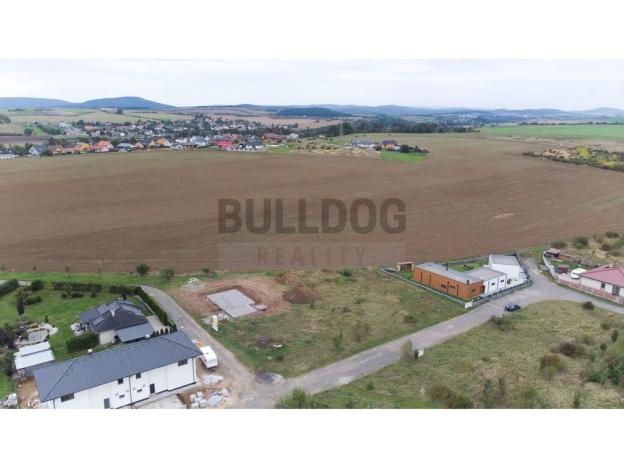 Prodej pozemku pro bydlení, Bavoryně, 1205 m2