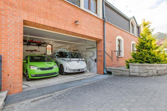 Prodej rodinného domu, Liberec - Liberec XIX-Horní Hanychov, K Bucharce, 295 m2