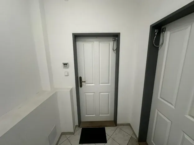Pronájem bytu 2+kk, Praha - Vinohrady, Rumunská, 62 m2
