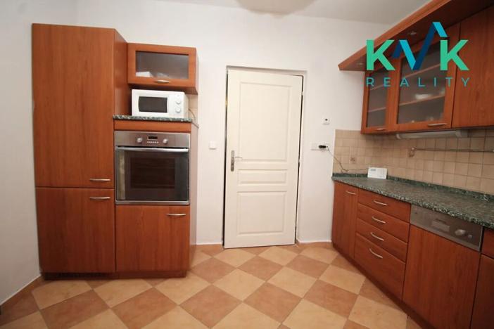 Prodej rodinného domu, Karlovy Vary, Dobrovského, 150 m2