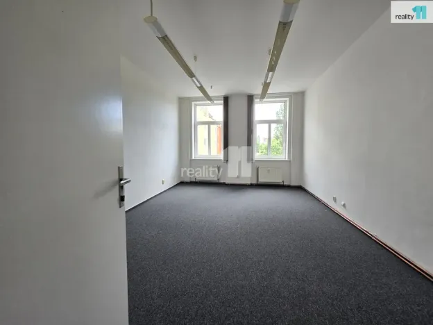 Pronájem kanceláře, Praha - Nusle, Na Pankráci, 75 m2