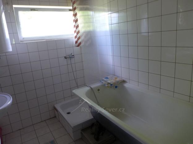 Prodej rodinného domu, Dolní Poustevna - Karlín, 150 m2