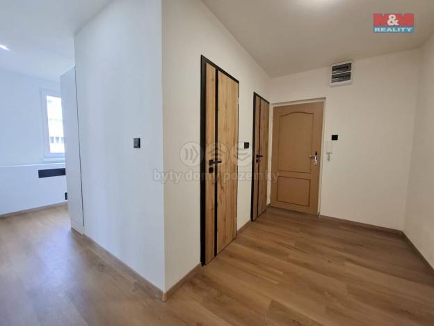 Prodej bytu 2+1, Habartov, Karla Čapka, 56 m2