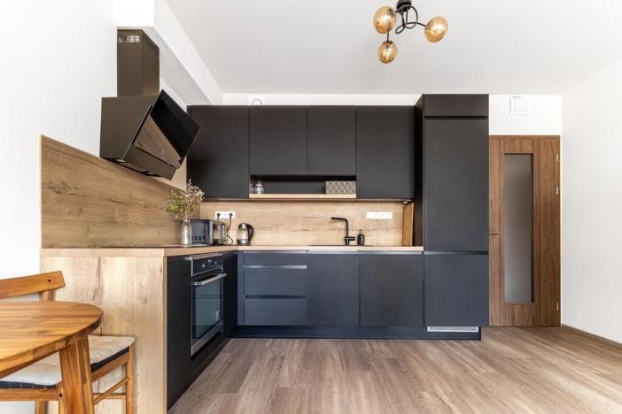 Pronájem bytu 2+kk, Praha - Holešovice, U Pergamenky, 60 m2