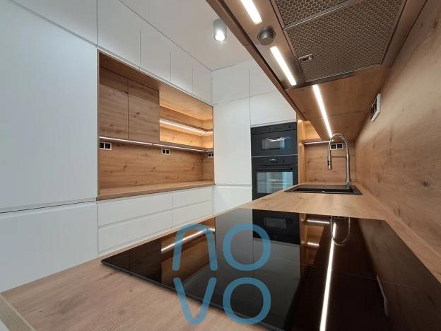 Pronájem bytu 2+kk, Praha - Vysočany, Bassova, 41 m2