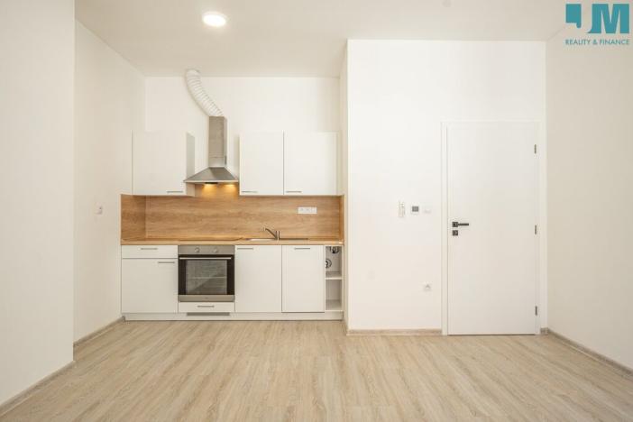 Pronájem bytu 2+kk, Třebíč, Karlovo nám., 50 m2