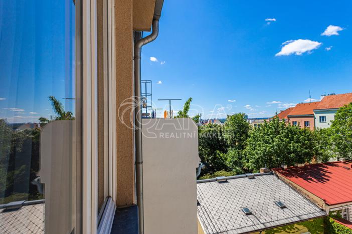 Pronájem bytu 2+1, Praha - Vinohrady, Hollarovo náměstí, 77 m2