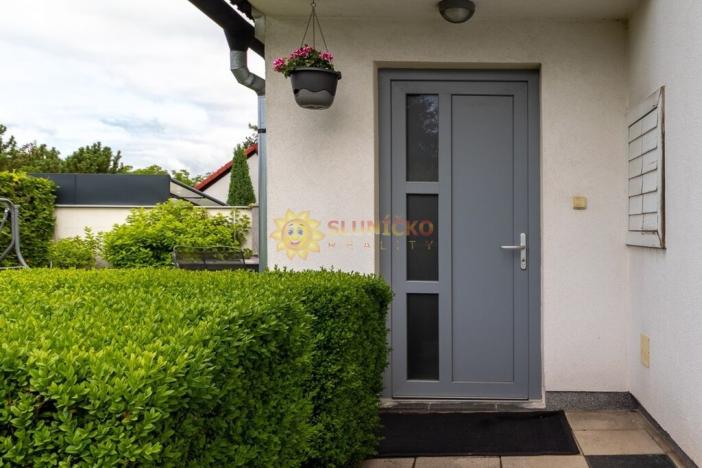 Prodej rodinného domu, Hradec Králové - Pouchov, K Zastávce, 188 m2