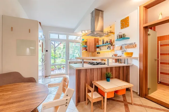 Prodej činžovního domu, Prostějov, Husovo nám., 295 m2