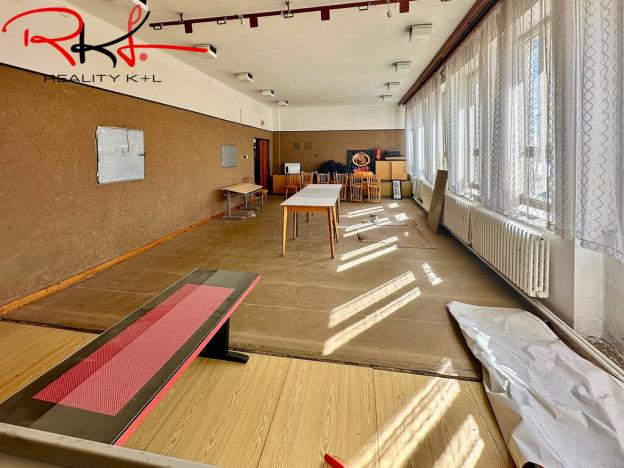 Prodej obchodního prostoru, Chlum u Třeboně, Třeboňská, 1300 m2