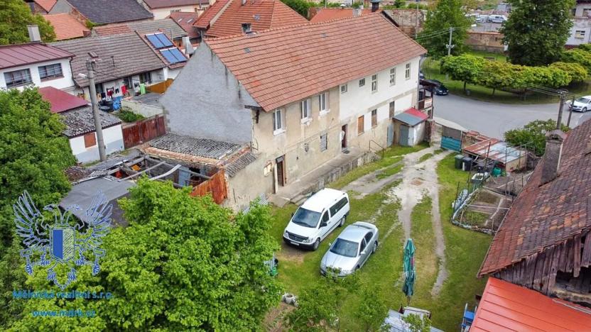 Prodej komerční nemovitosti, Střemy, 410 m2