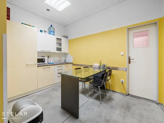 Pronájem obchodního prostoru, Hranice - Hranice I-Město, Skalní, 300 m2