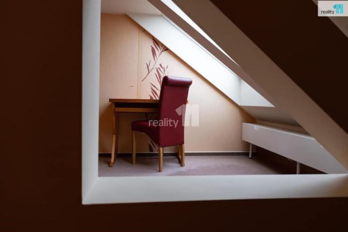 Pronájem bytu 2+kk, Praha - Nové Město, Samcova, 66 m2