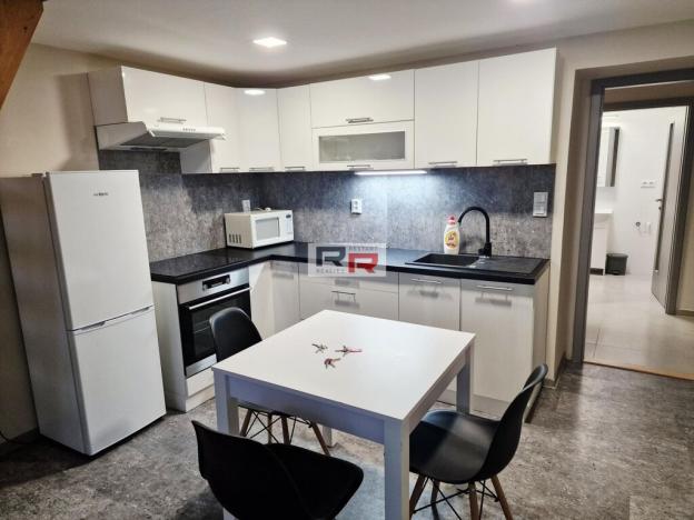 Pronájem bytu 1+kk, Olomouc - Hodolany, Masarykova třída, 58 m2