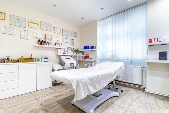 Prodej komerční nemovitosti, Praha - Vinohrady, 150 m2