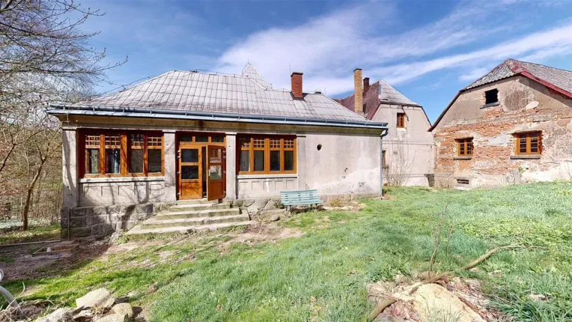 Prodej činžovního domu, Mikulášovice, 1570 m2