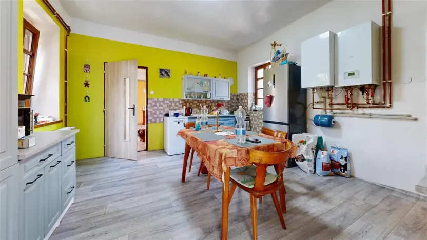 Prodej činžovního domu, Mikulášovice, 1570 m2