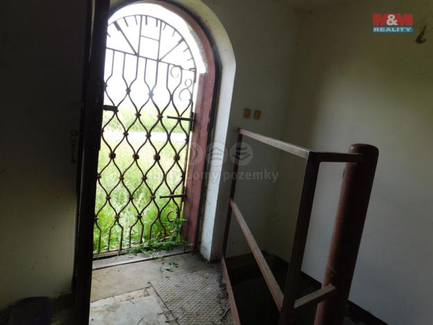 Prodej vinného sklepa, Moravany, 200 m2