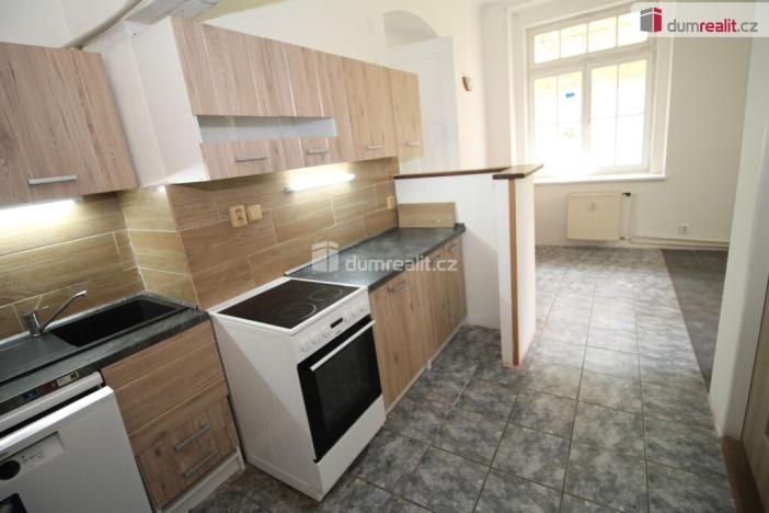 Prodej bytu 2+1, Mariánské Lázně, Hlavní třída, 67 m2