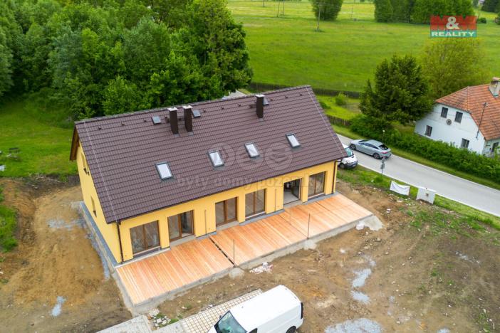Prodej bytu 3+kk, Černá v Pošumaví - Bližná, 83 m2