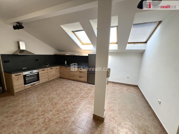 Pronájem bytu 2+kk, Kolín - Kolín V, Štítného, 50 m2