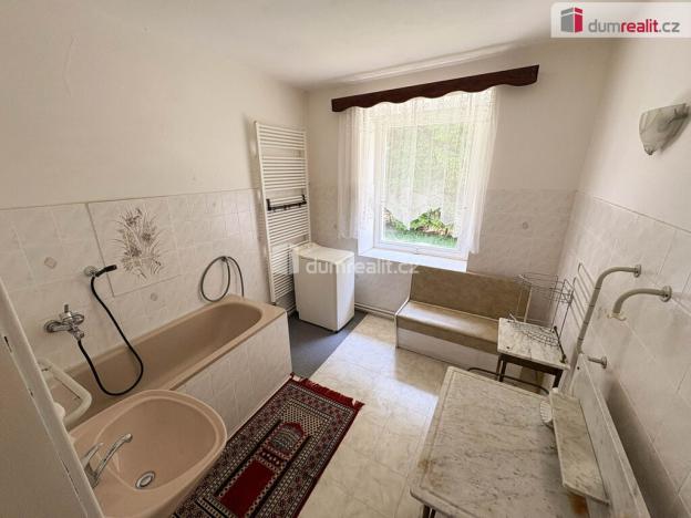 Prodej rodinného domu, Zvěstov - Roudný, 505 m2