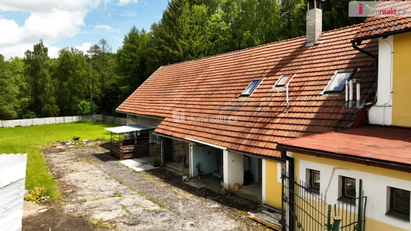 Prodej rodinného domu, Zvěstov - Roudný, 505 m2