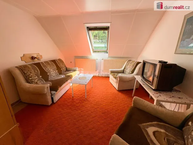 Prodej rodinného domu, Zvěstov - Roudný, 505 m2