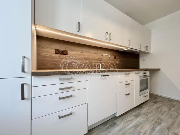Pronájem bytu 3+1, Brno, Renneská třída, 82 m2