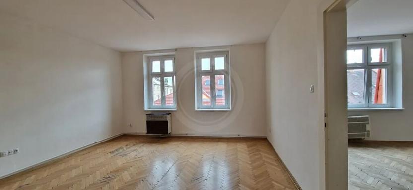 Pronájem bytu 2+1, České Budějovice, Dukelská, 84 m2