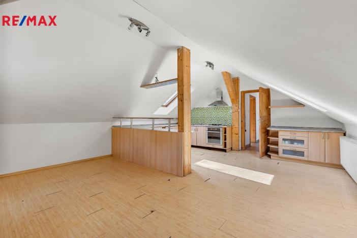 Prodej ubytování, Sokolov, Odboje, 198 m2