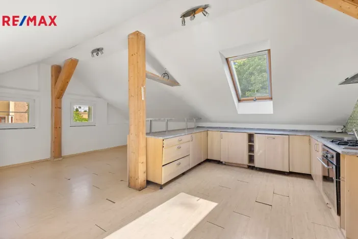 Prodej rodinného domu, Sokolov, Odboje, 198 m2