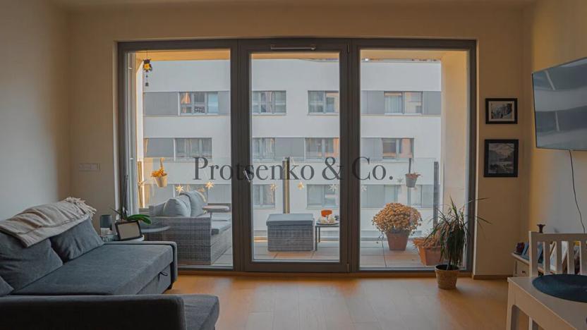 Pronájem bytu 2+kk, Praha - Karlín, Rohanské nábřeží, 60 m2