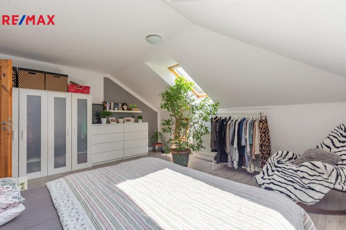 Prodej rodinného domu, Lom, Komenského, 300 m2