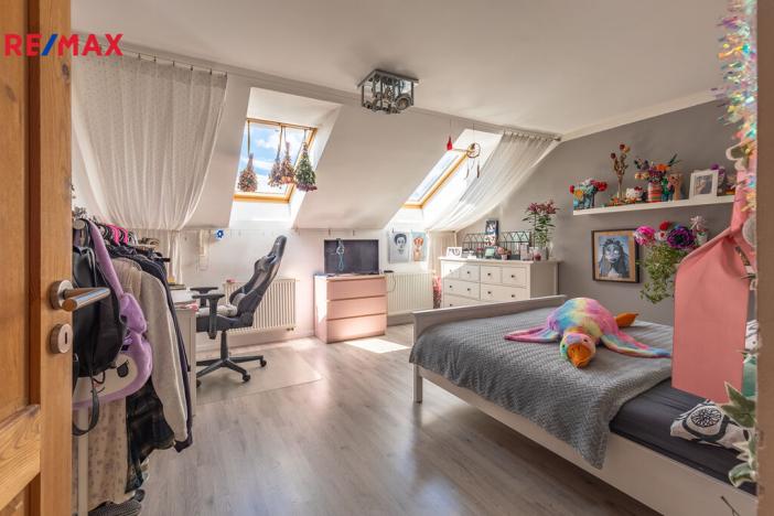 Prodej rodinného domu, Lom, Komenského, 300 m2