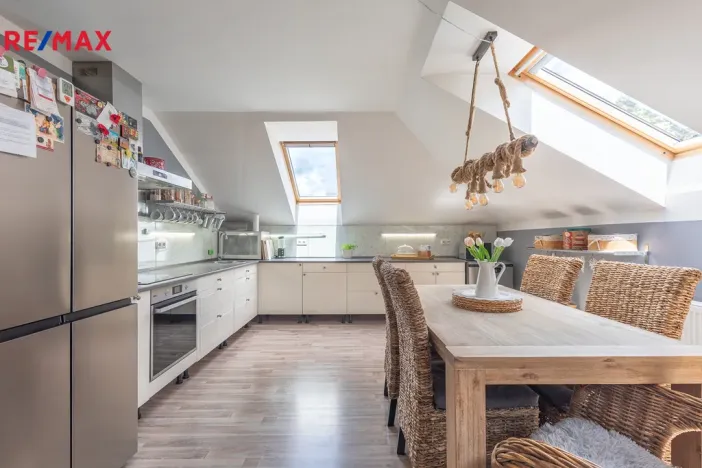 Prodej rodinného domu, Lom, Komenského, 300 m2