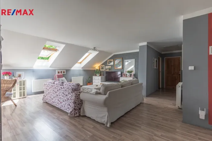 Prodej rodinného domu, Lom, Komenského, 300 m2