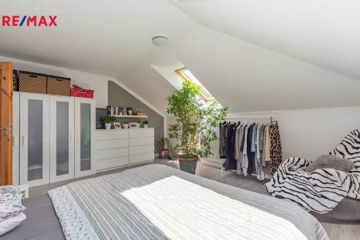 Prodej rodinného domu, Lom, Komenského, 300 m2