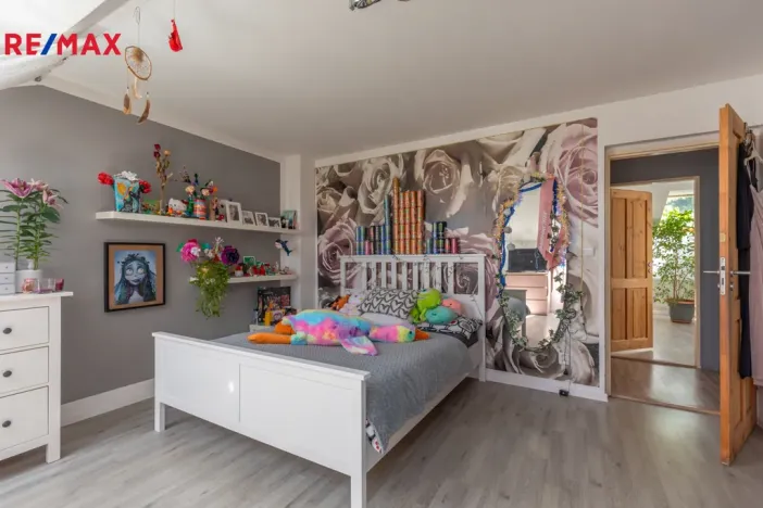 Prodej rodinného domu, Lom, Komenského, 300 m2