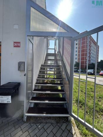 Prodej obchodního prostoru, Znojmo, Holandská, 199 m2