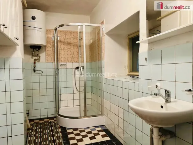 Prodej rodinného domu, Bohdaneč - Prostřední Ves, 85 m2